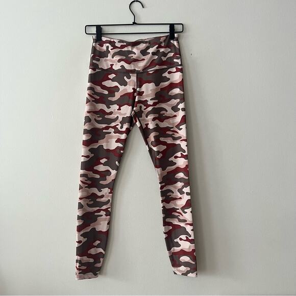 Varley Estrella Leggings in Zion Camo - Picture 2 of 7